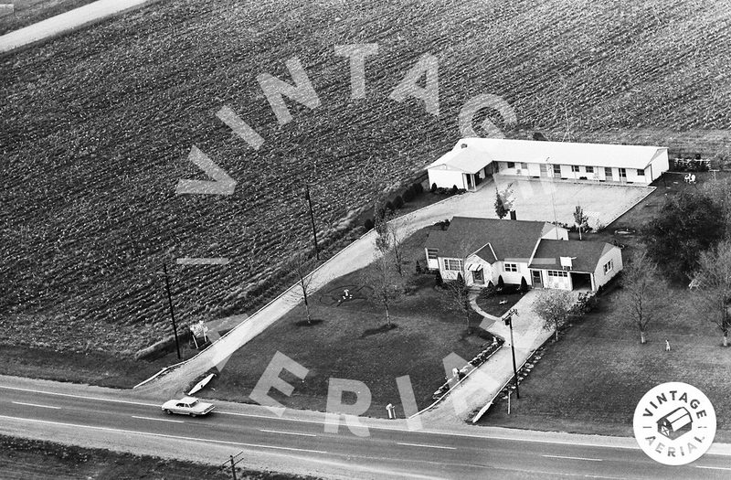 White Swan Motel - 1963 Aerial